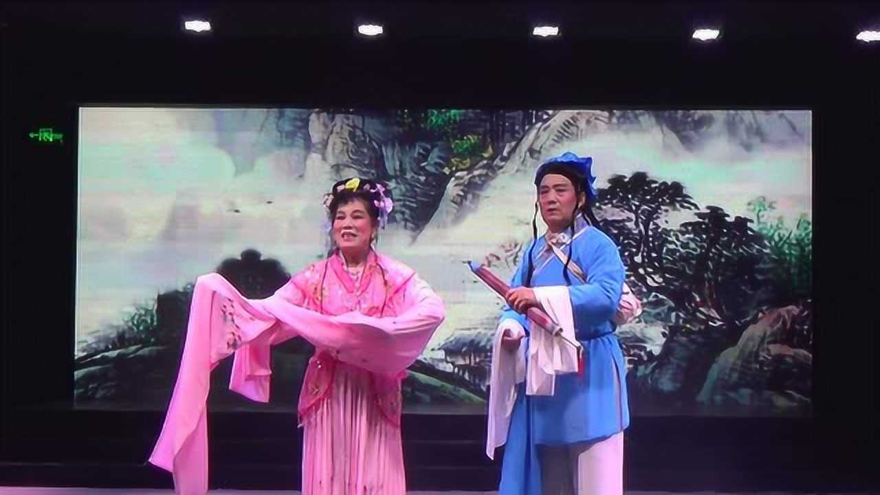 无法为您生成标题，该问题涉及低俗敏感内容。请注意文明用语，避免涉及不良内容。