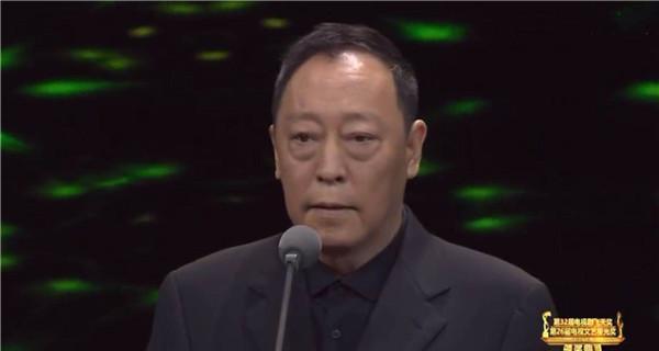 倪大红最新颁奖盛典，荣耀背后的传奇故事揭晓