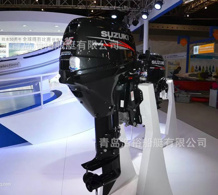 铃木四冲程船外机，友情与陪伴的温馨故事及价格解析